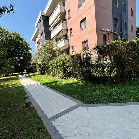 Casa Rino- Rho Fiera Apartment ภายนอก รูปภาพ