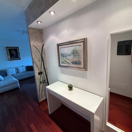 Casa Rino- Rho Fiera Apartment ภายนอก รูปภาพ