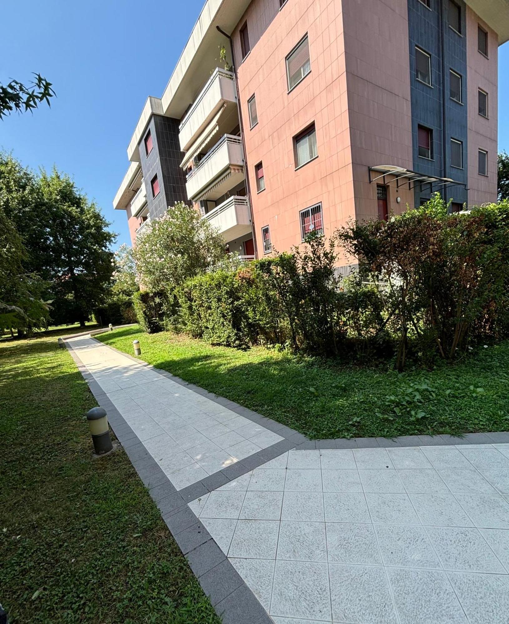 Casa Rino- Rho Fiera Apartment ภายนอก รูปภาพ